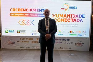 Abertura-da-28a-Conferencia-da-UNALE-–-Humanidade-ConectadaHoje-participamos-da-abertura-oficial-11-300x200 📰 UNALE 2024: "Humanidade Conectada" Abre Debate Nacional sobre Inovação e Governança
