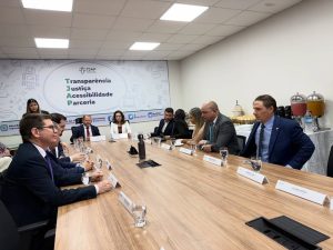 Participei-do-Cafe-da-Manha-de-Agradecimento-promovido-pelo-presidente-do-Tribunal-de-Justica-do-8-300x225 ☕ Notícias: Fortalecendo Laços - Judiciário e Legislativo do Amapá Juntos pela Justiça